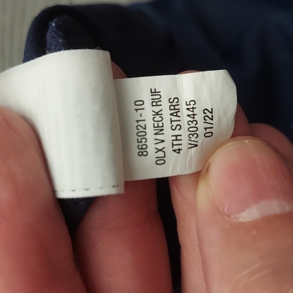 OLD NAVY One Piece V Neck Ruffle Trim Cutout One Piece Swimsuit in Navy - Picture 13 of 14